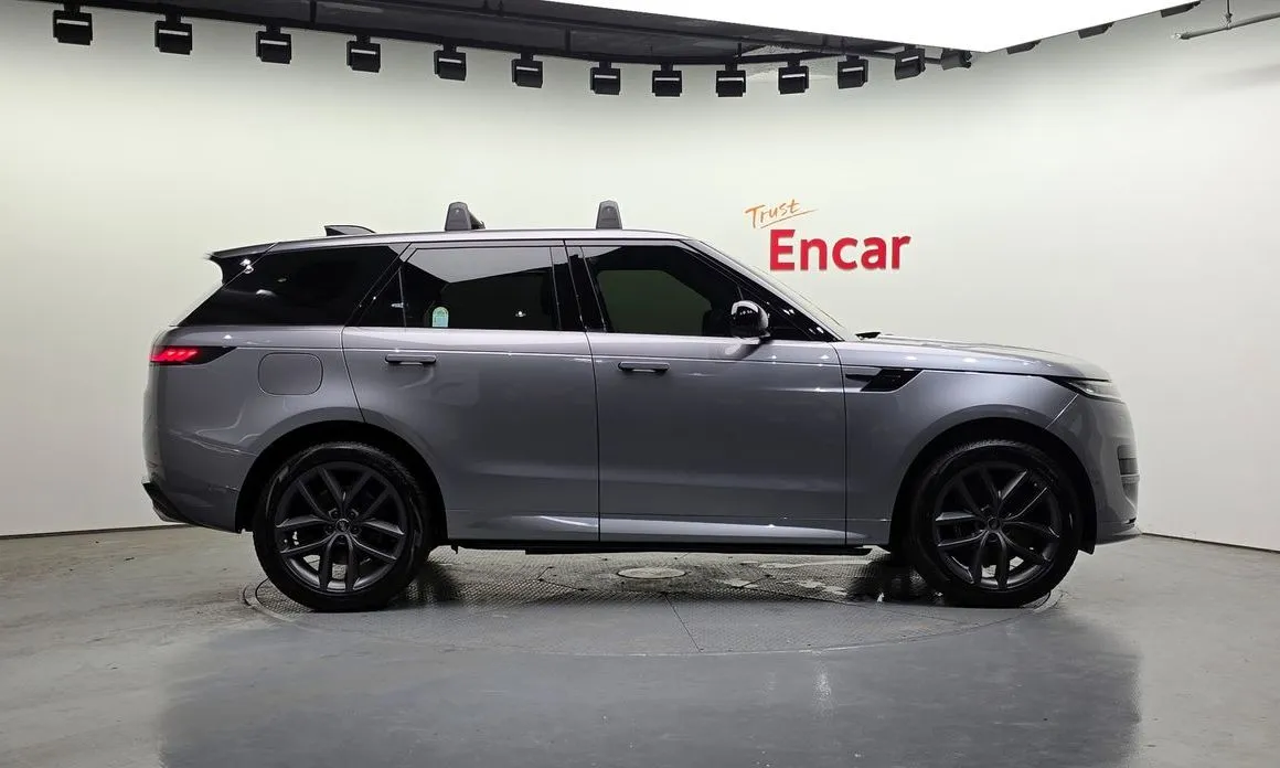 Land Rover Range Rover Sport 2024 из KR, фото 4