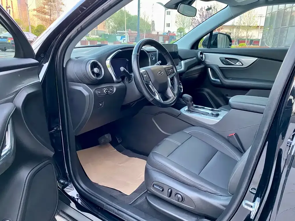 Chevrolet Blazer 2024 из CN, фото 4