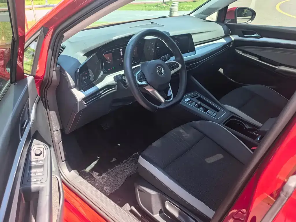 Volkswagen Golf 2021 из CN, фото 3