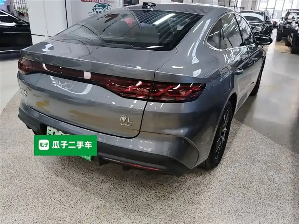 BYD Qin L — фото 9