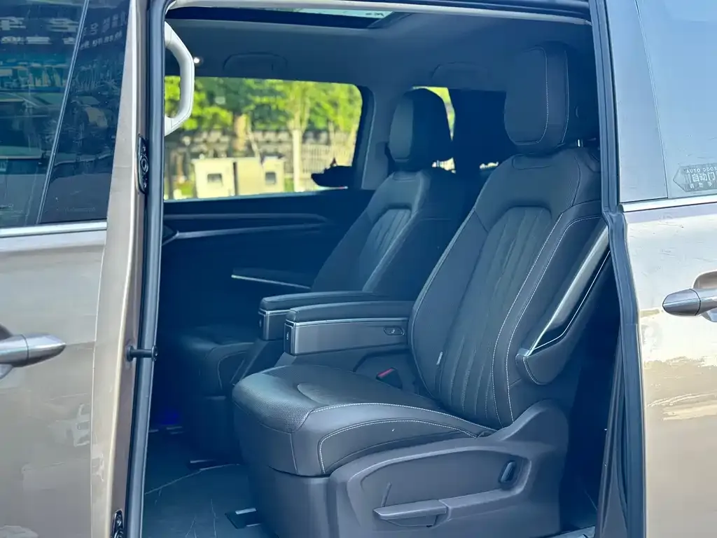 Volkswagen Viloran 2021 из CN, фото 2