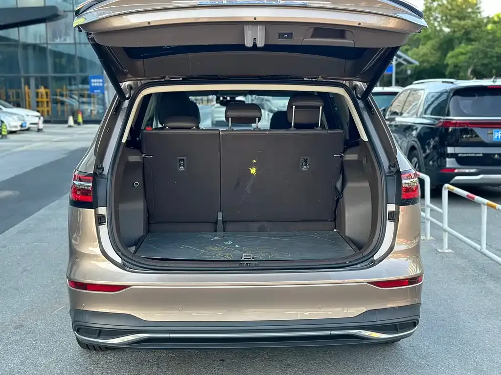 Volkswagen Viloran 2021 из CN, фото 8