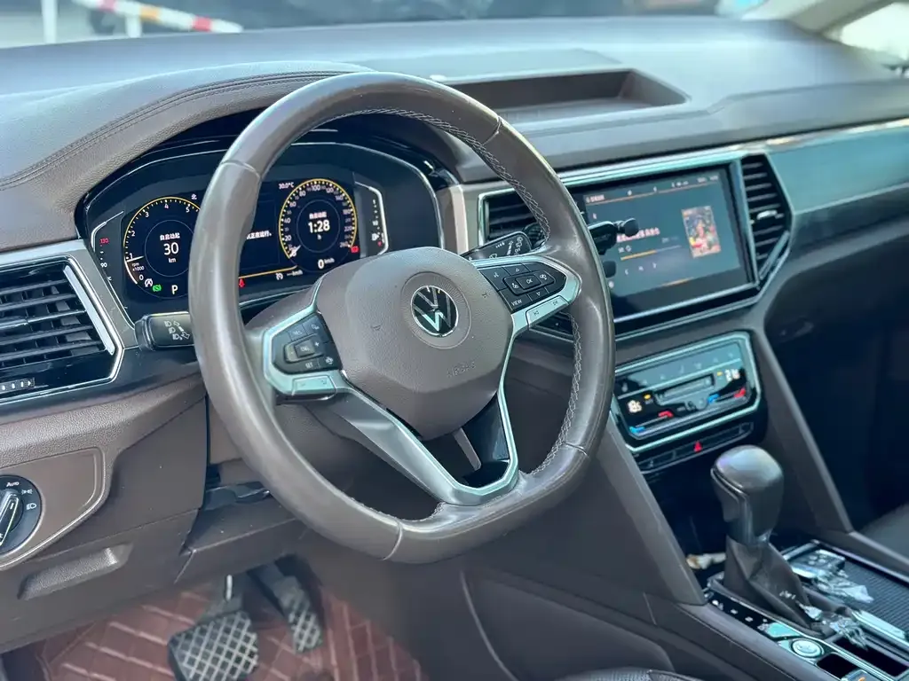 Volkswagen Viloran 2021 из CN, фото 9