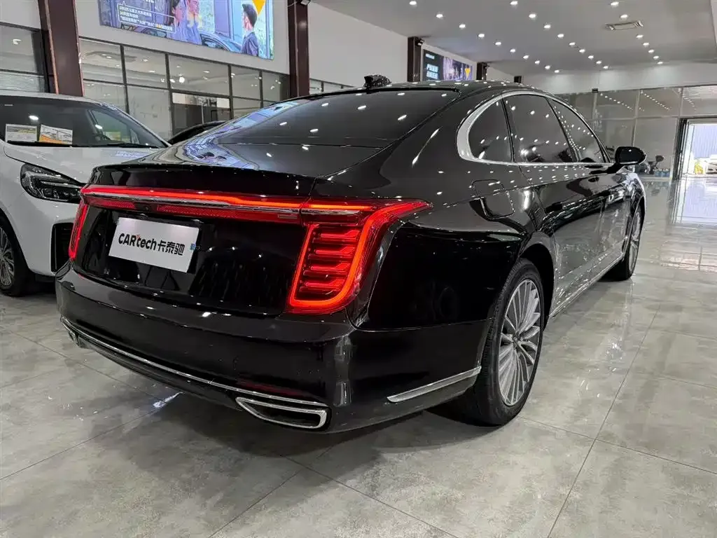 Hongqi H9 — фото 1