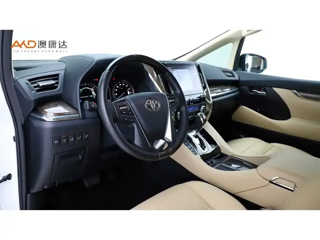 Toyota Vellfire — фото 9