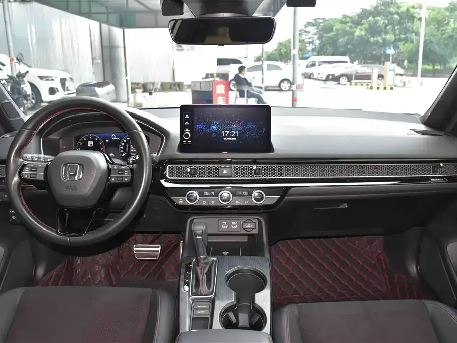 Honda Civic — фото 7