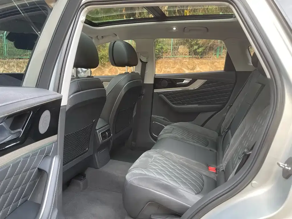 Hongqi HS5 2021 из CN, фото 2