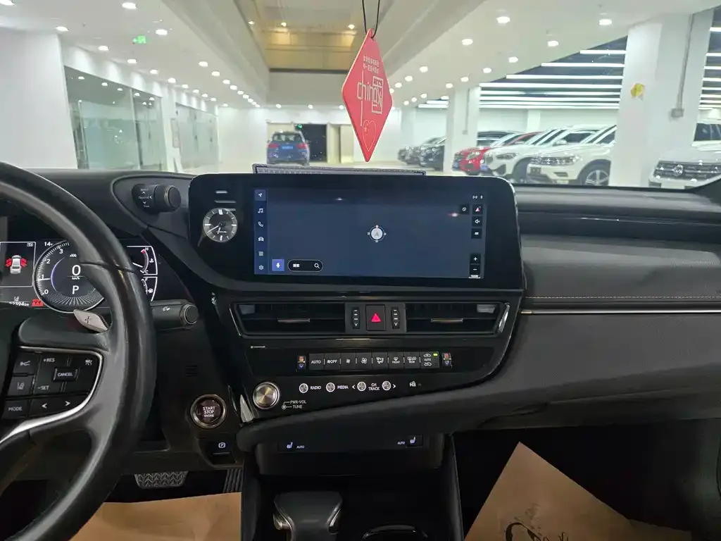 Lexus ES 2024 из CN, фото 4