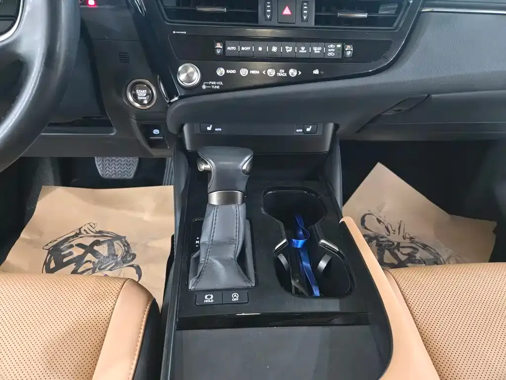 Lexus ES 2024 из CN, фото 7