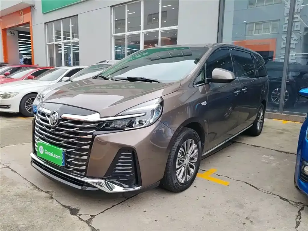 Buick GL8 2023 из CN, фото 1