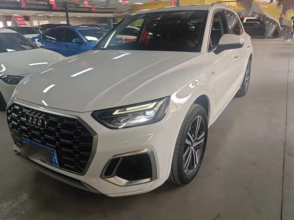 Audi Q5L 2023 из CN, фото 1