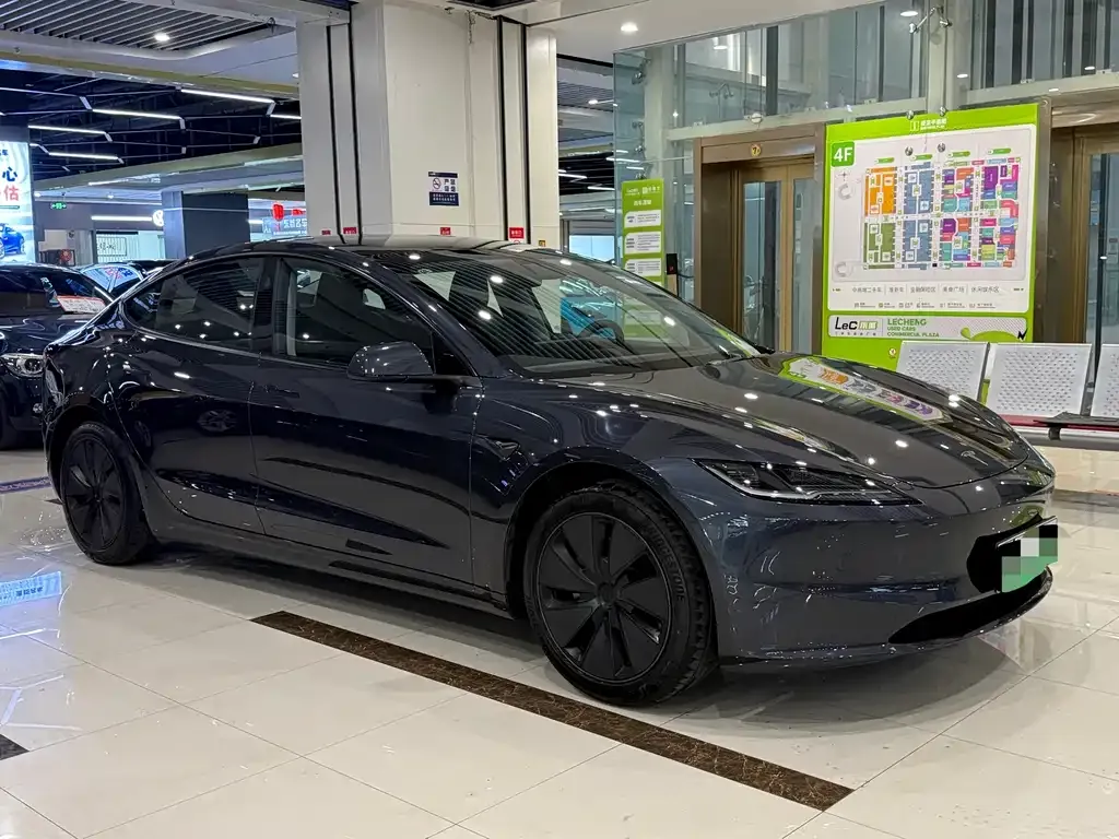 Tesla Model 3 2025 из CN, фото 8