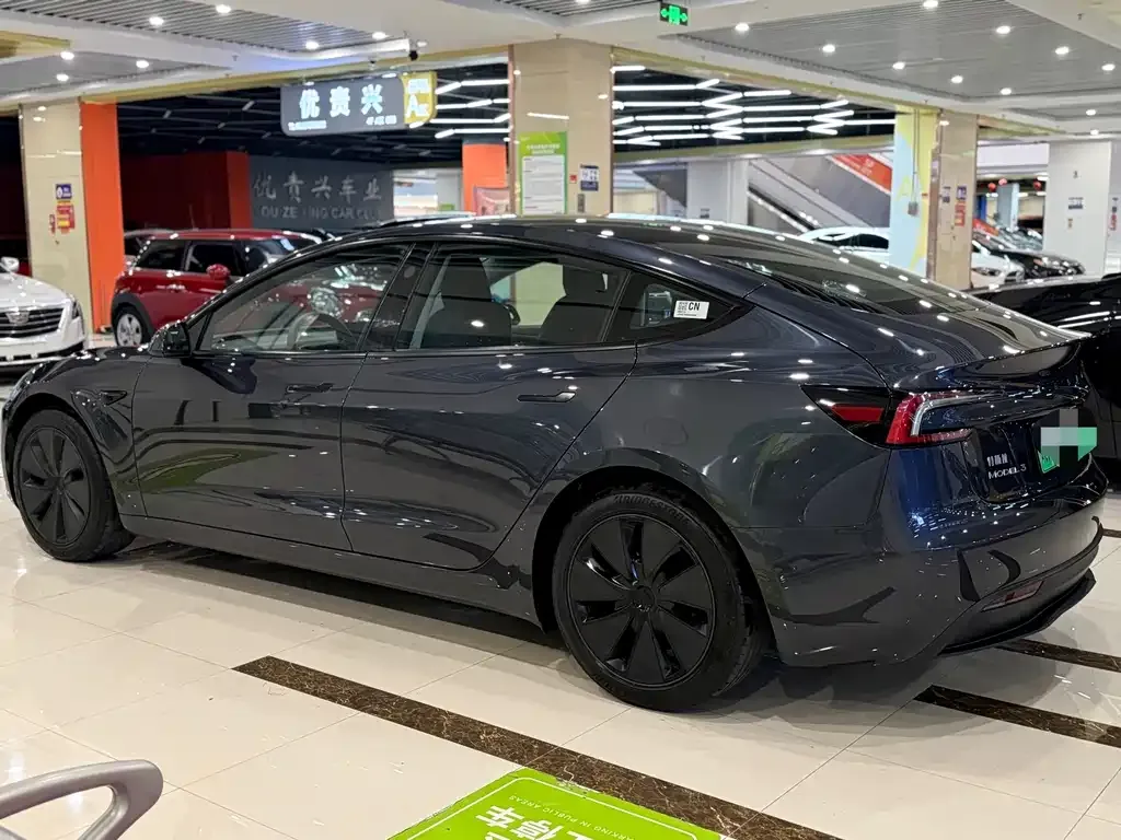 Tesla Model 3 2025 из CN, фото 9