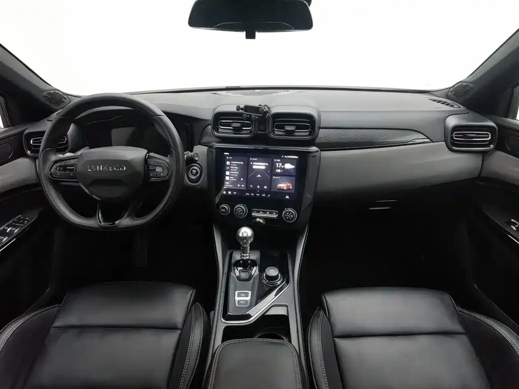 Lynk & Co 02 Hatchback 2023 из CN, фото 6