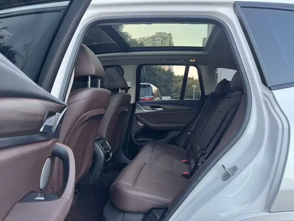 BMW X3 2022 из CN, фото 2