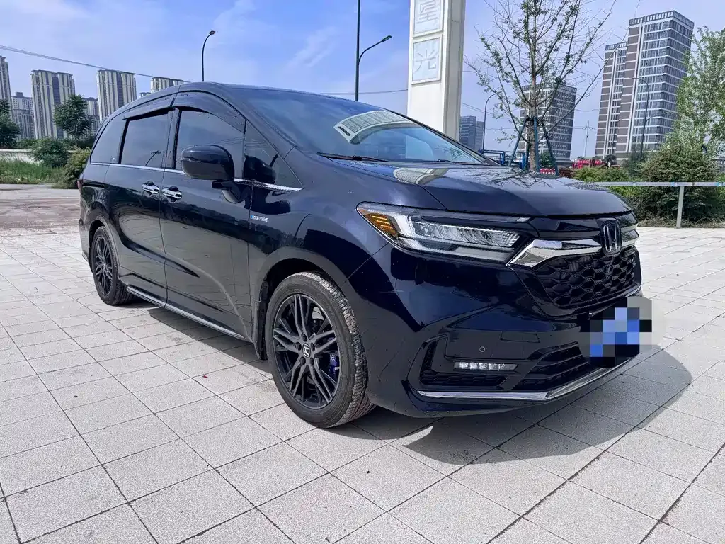 Honda Odyssey — фото 1