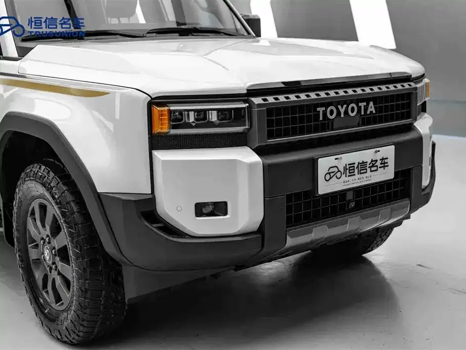 Toyota Prado — фото 2