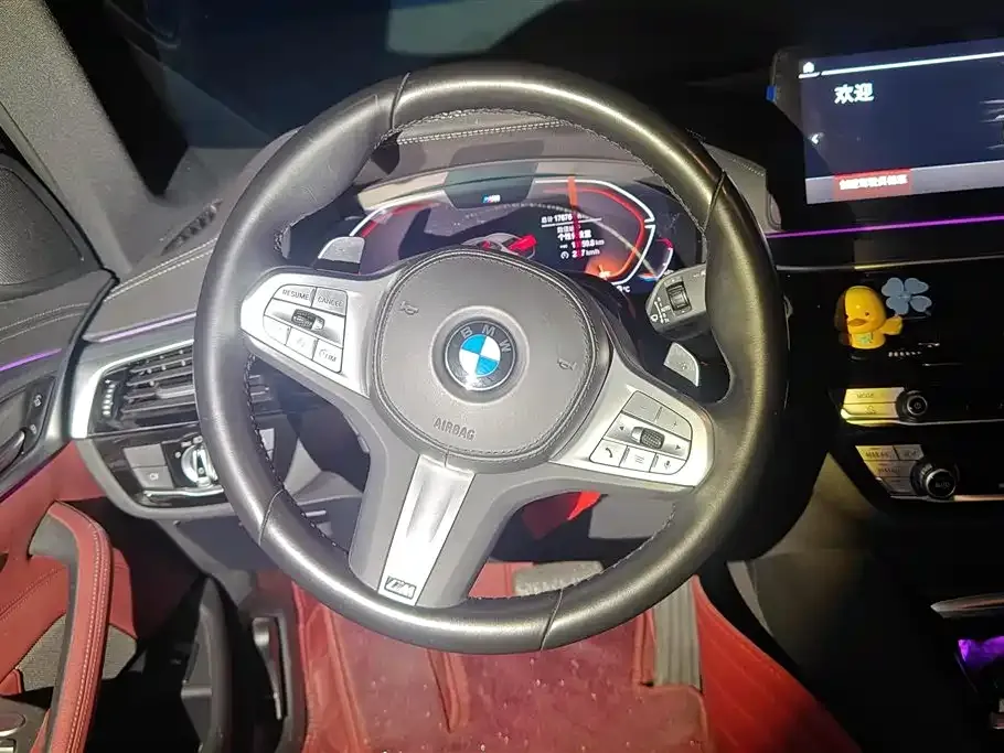 BMW 5 Series — фото 10