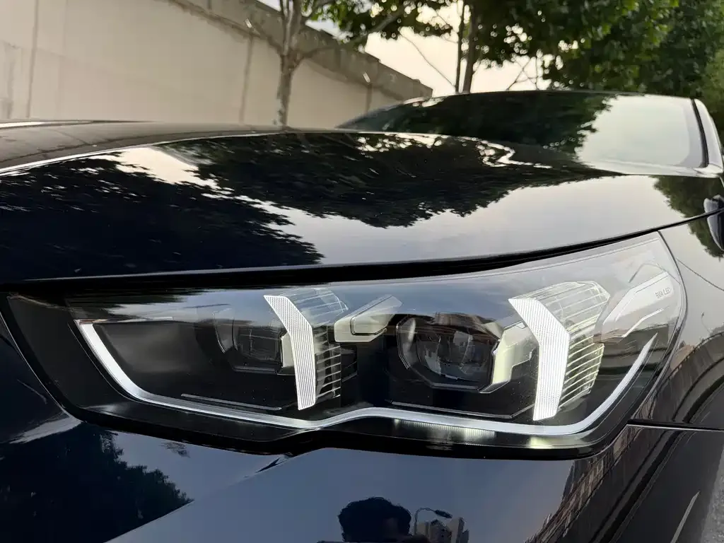 BMW 5 Series 2025 из CN, фото 7