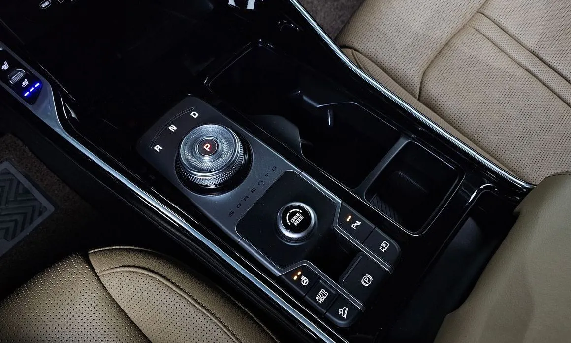 Kia Sorento — фото 3