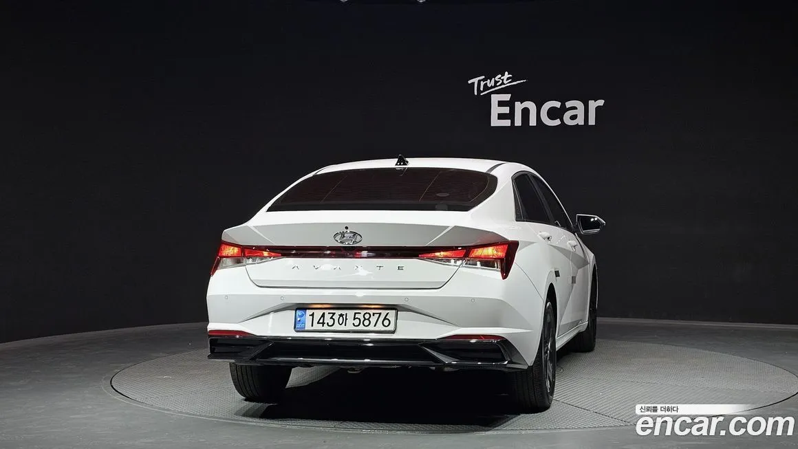 Hyundai AVANTE — фото 9