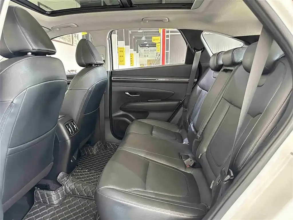 Hyundai Tucson 2023 из CN, фото 9