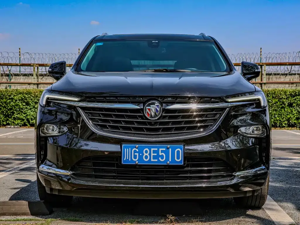 Buick Enclave — фото 10