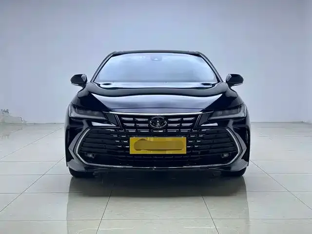 Toyota Avalon — фото 2