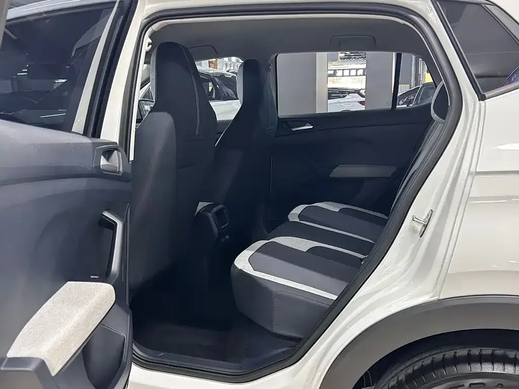 Volkswagen Tharu 2024 из CN, фото 2