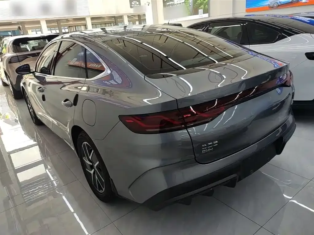 BYD Qin L — фото 9