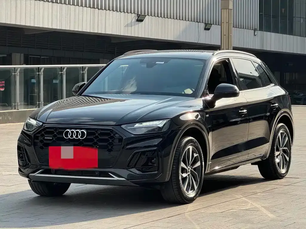 Audi Q5L 2023 из CN, фото 1