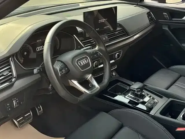 Audi Q5L 2023 из CN, фото 2