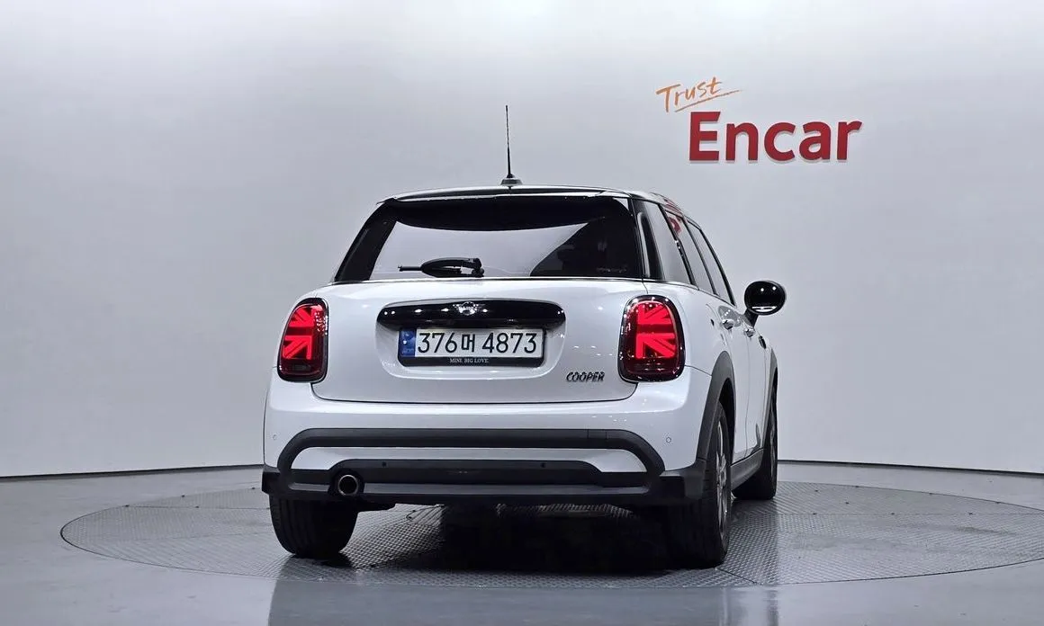 Mini Cooper 2023 из KR, фото 3