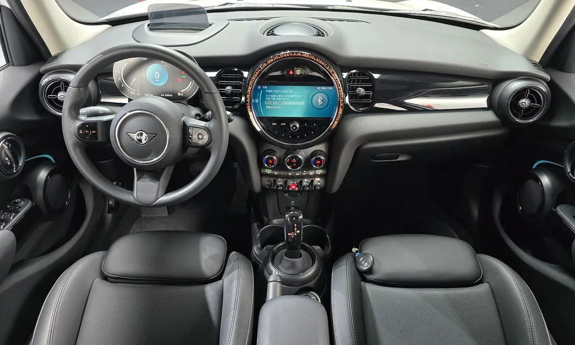 Mini Cooper 2023 из KR, фото 10