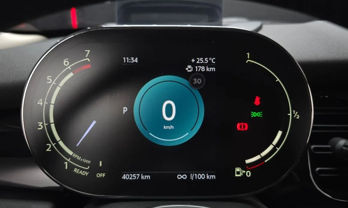 Mini Cooper 2023 из KR, фото 6