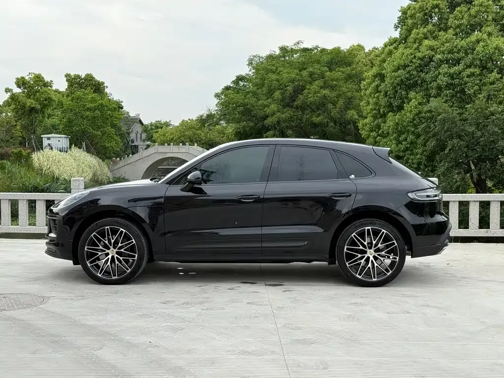 Porsche Macan — фото 5
