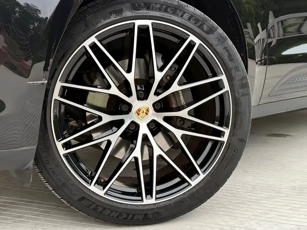 Porsche Macan — фото 3