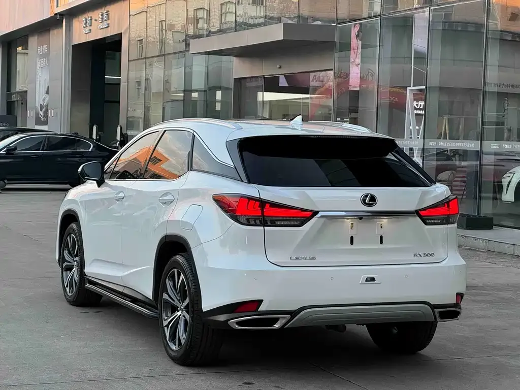 Lexus RX — фото 2