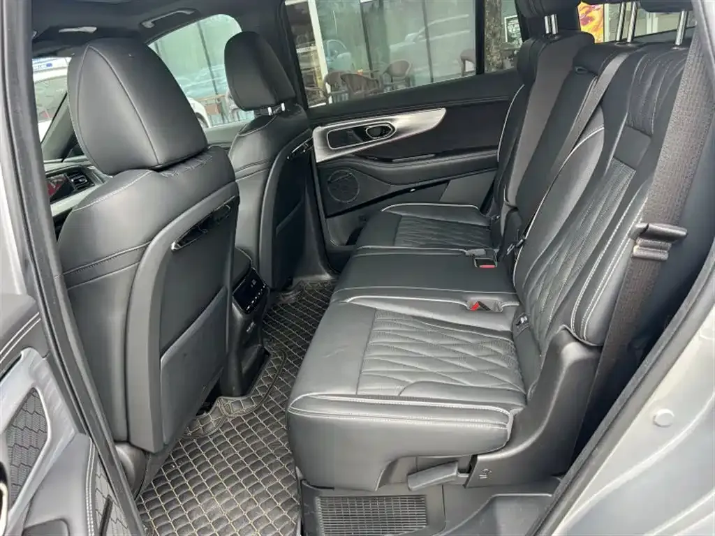 GAC Motor Trumpchi GS8 — фото 8