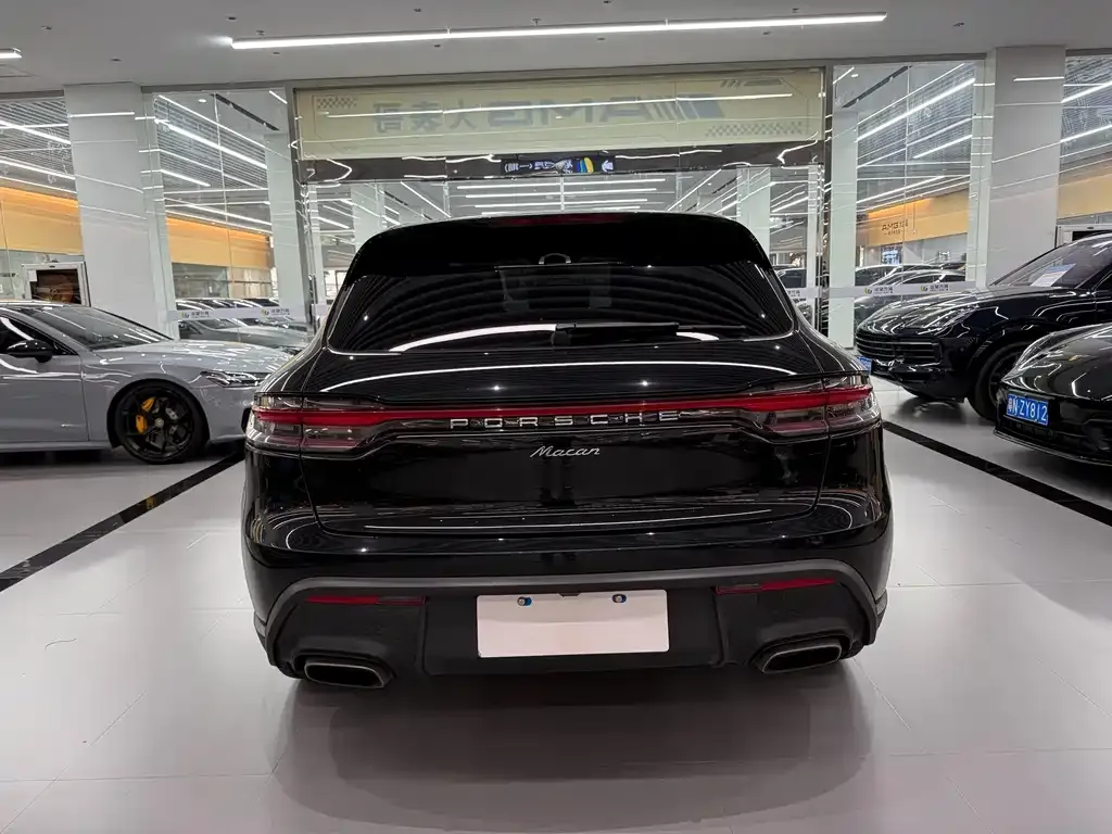 Porsche Macan — фото 9