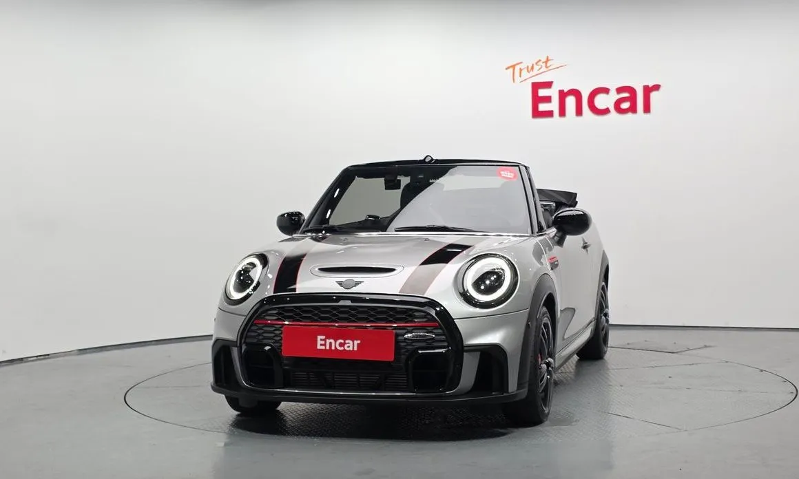 Mini Cooper Convertible 2024 из KR, фото 3
