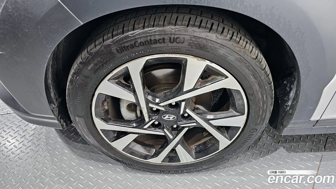 Hyundai Kona — фото 10