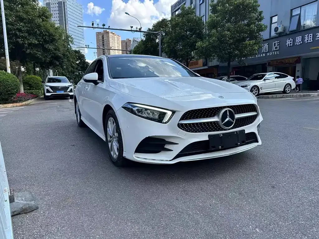 Mercedes-Benz A-Class — фото 8