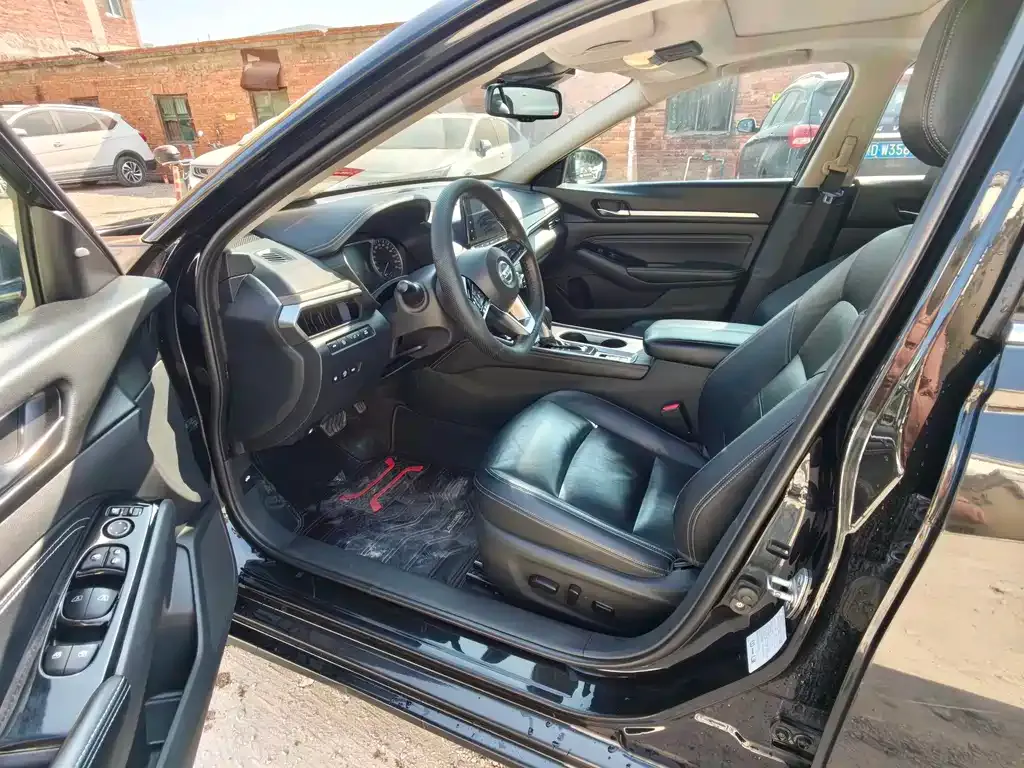 Nissan Teana 2021 из CN, фото 4
