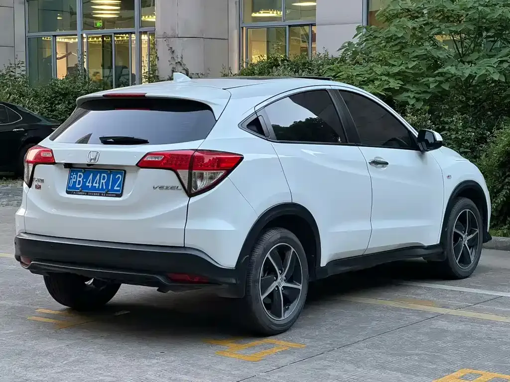 Honda Vezel — фото 3