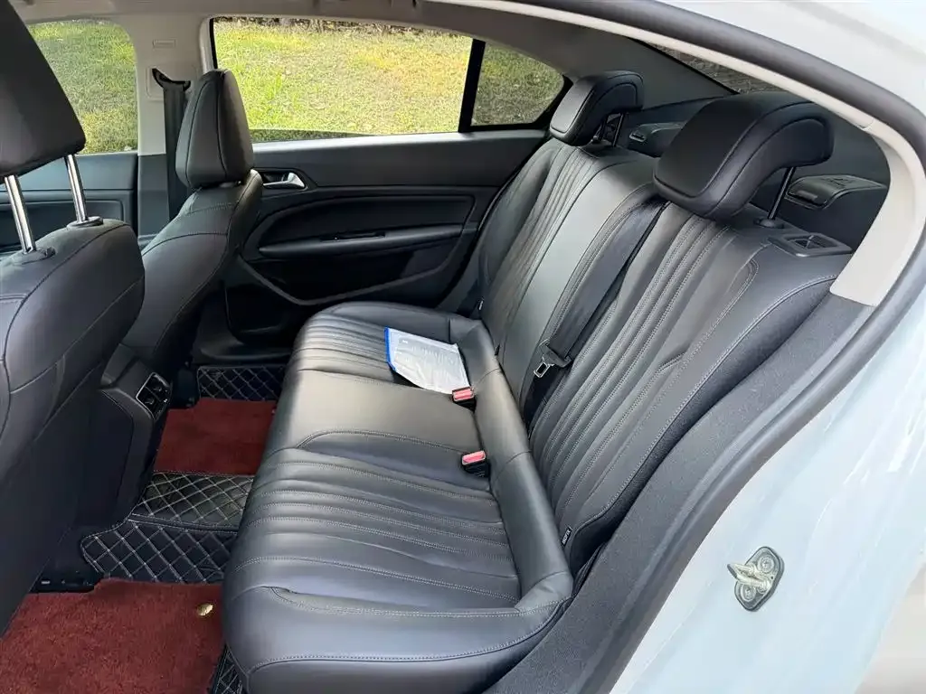 Peugeot 408 2024 из CN, фото 5