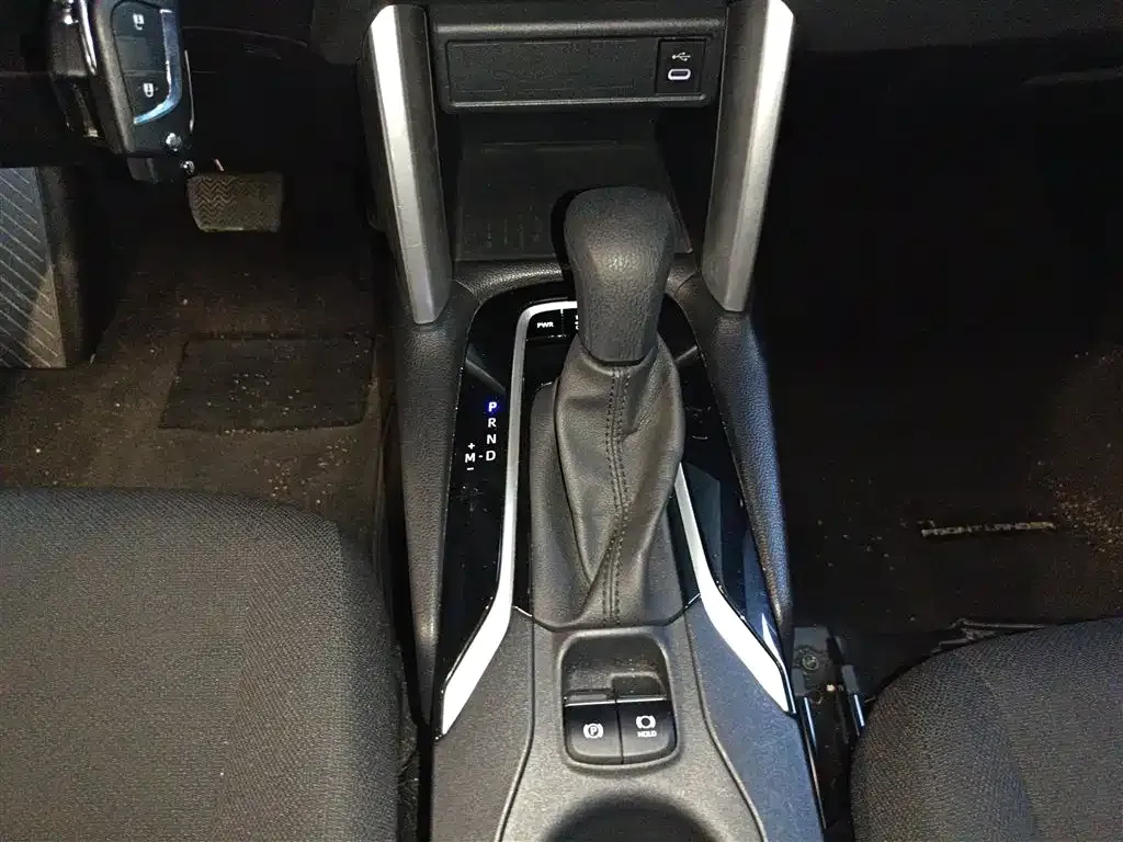 Toyota Frontlander 2024 из CN, фото 10