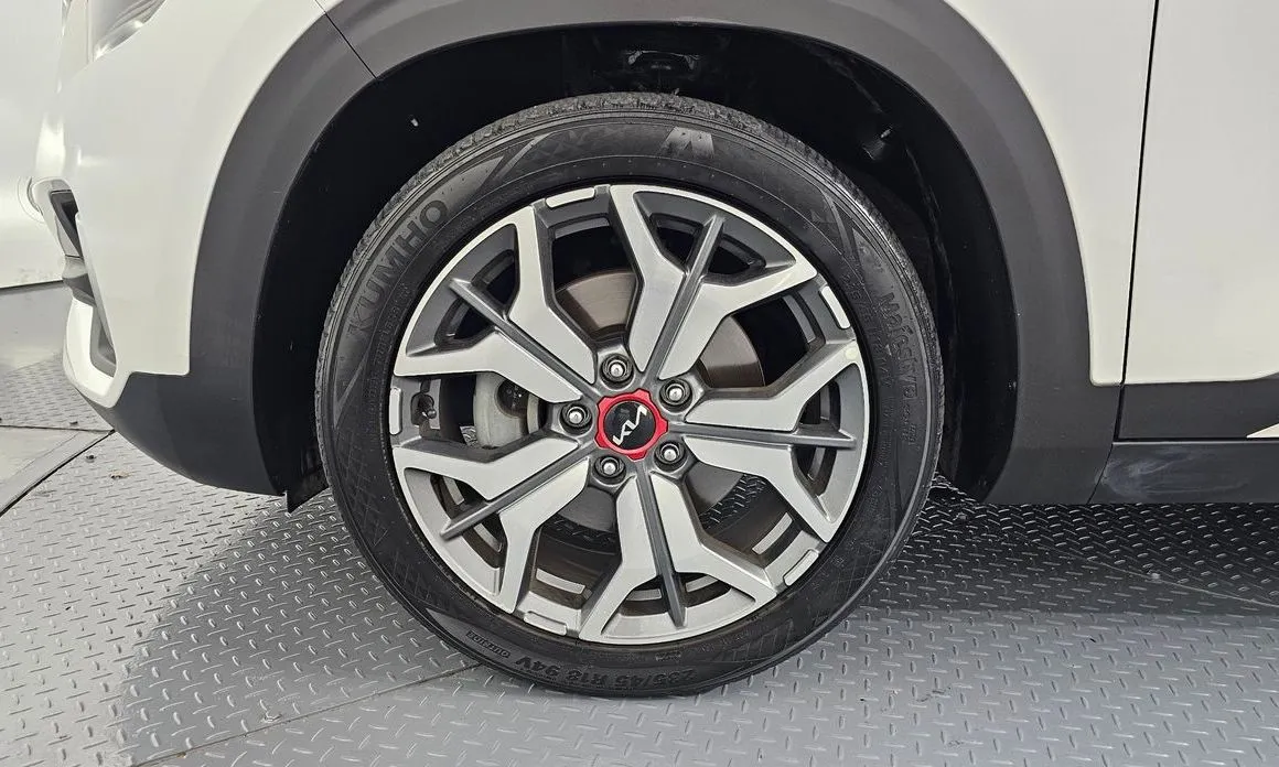 Kia Seltos 2023 из KR, фото 3