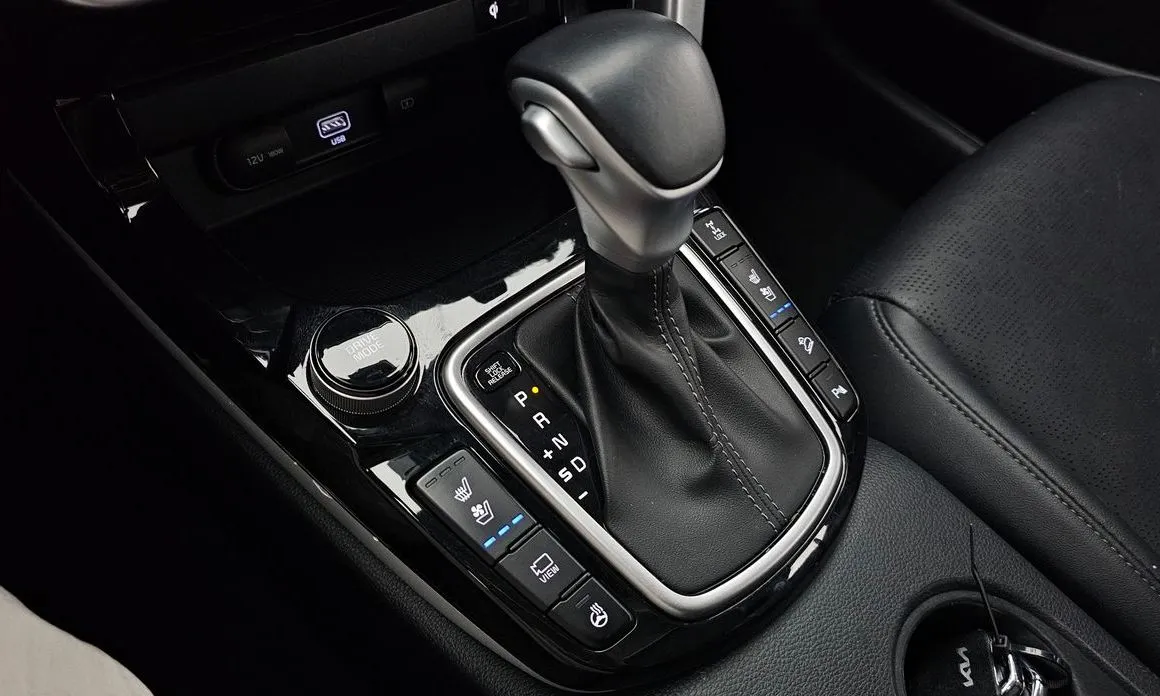 Kia Seltos 2023 из KR, фото 2