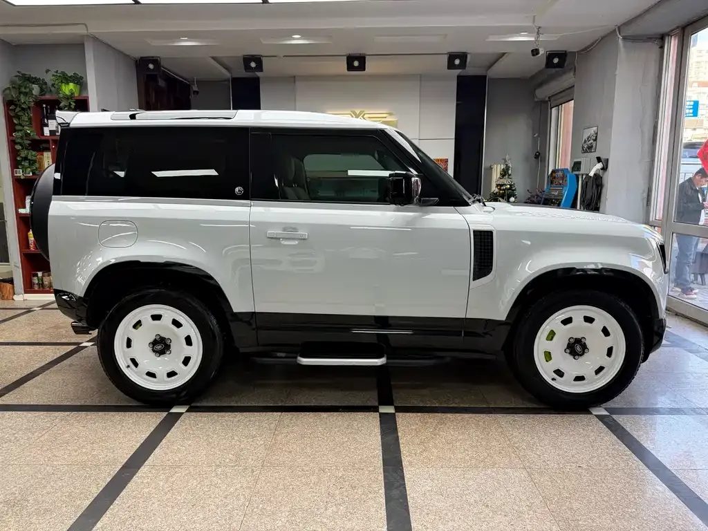 Land Rover Defender 2022 из CN, фото 3
